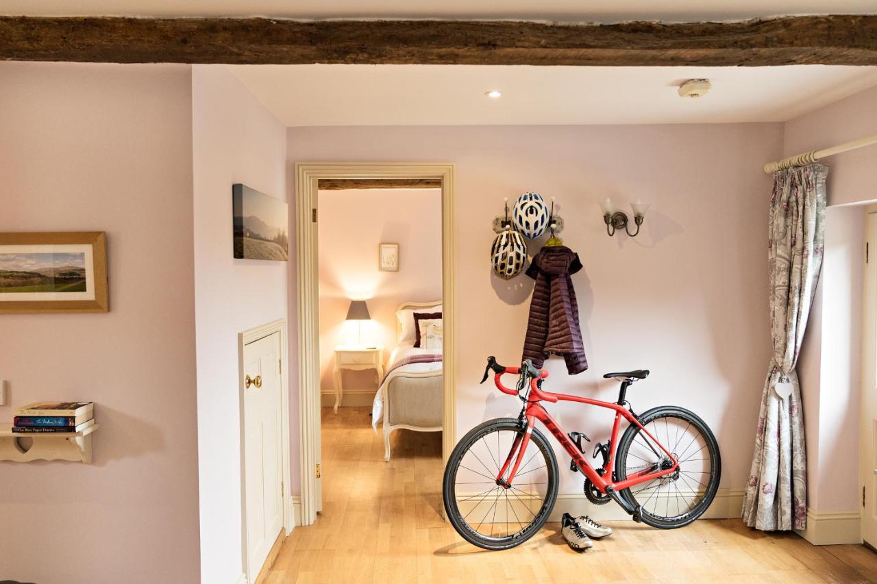 Neuadd B&B Suites Crickhowell Dış mekan fotoğraf