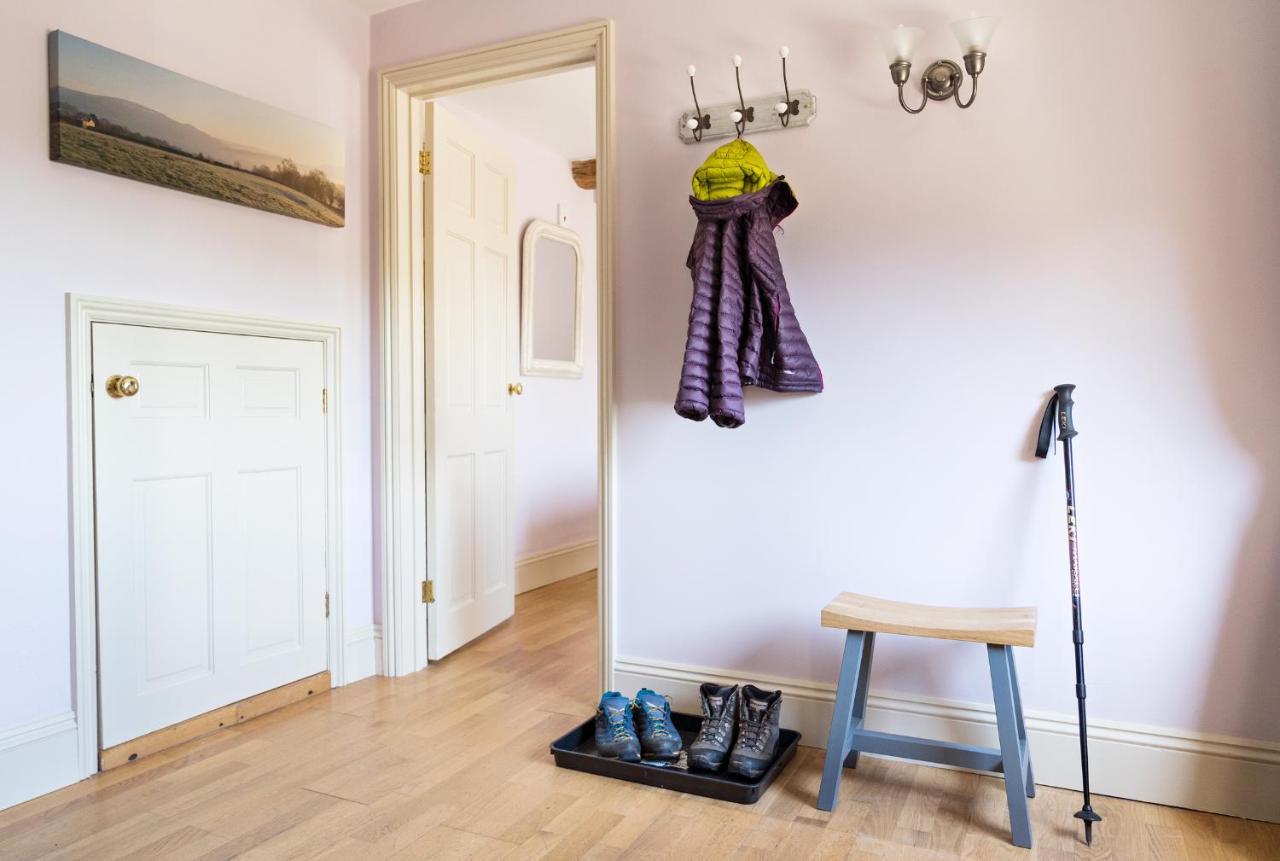 Neuadd B&B Suites Crickhowell Dış mekan fotoğraf