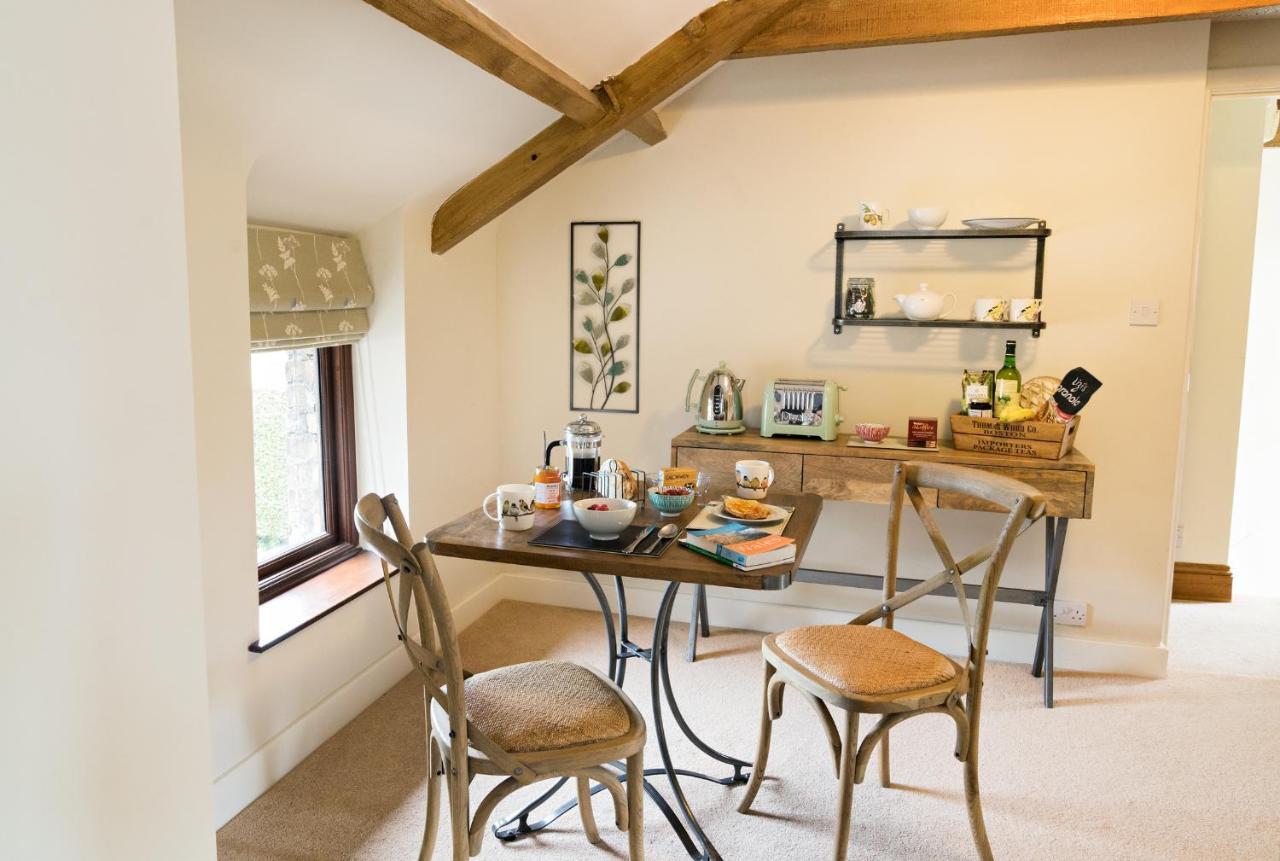 Neuadd B&B Suites Crickhowell Dış mekan fotoğraf