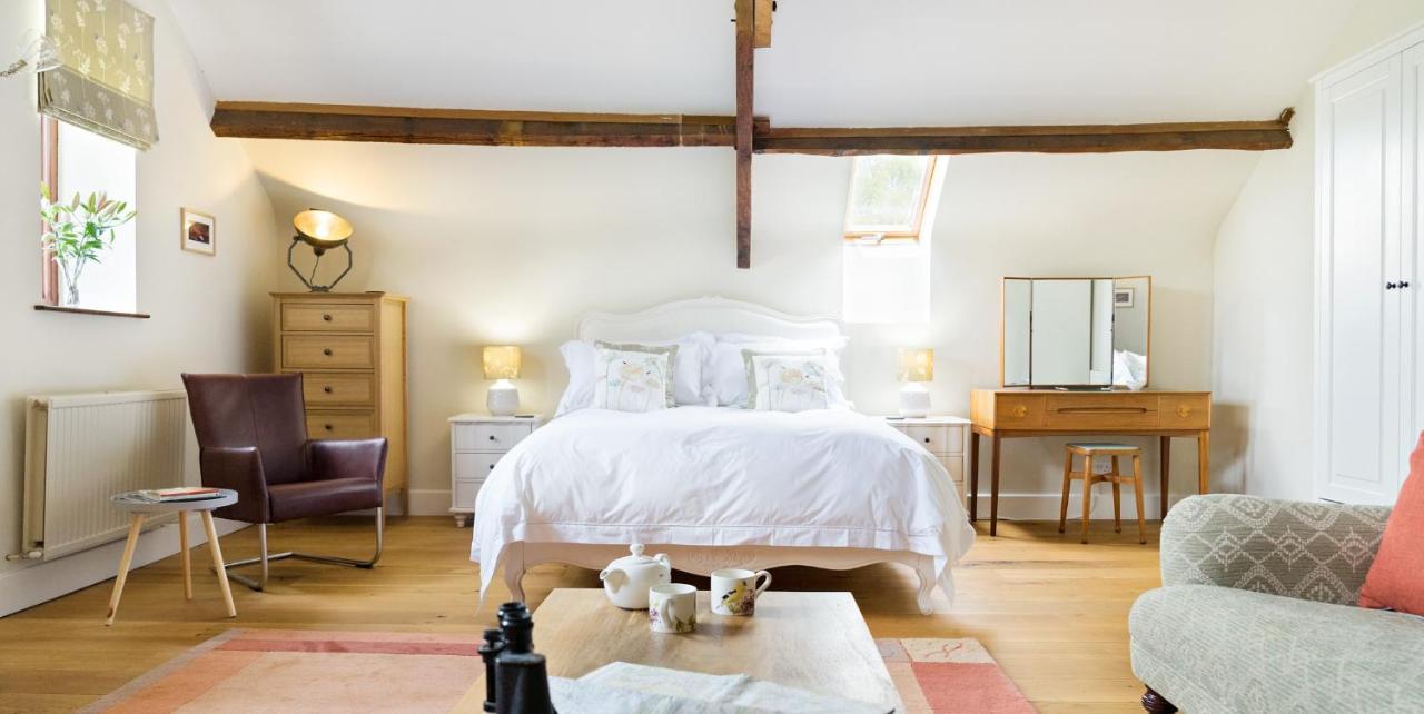 Neuadd B&B Suites Crickhowell Dış mekan fotoğraf
