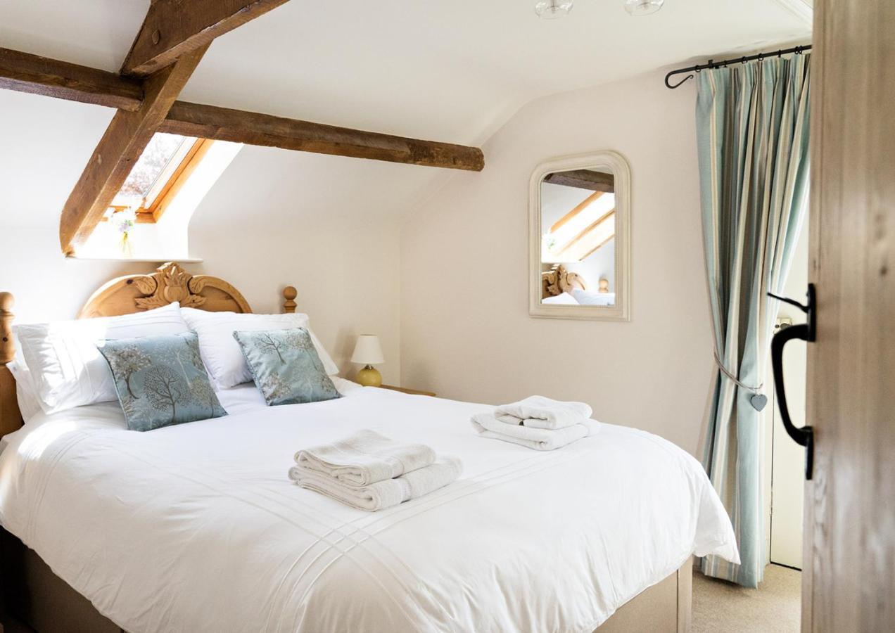Neuadd B&B Suites Crickhowell Dış mekan fotoğraf
